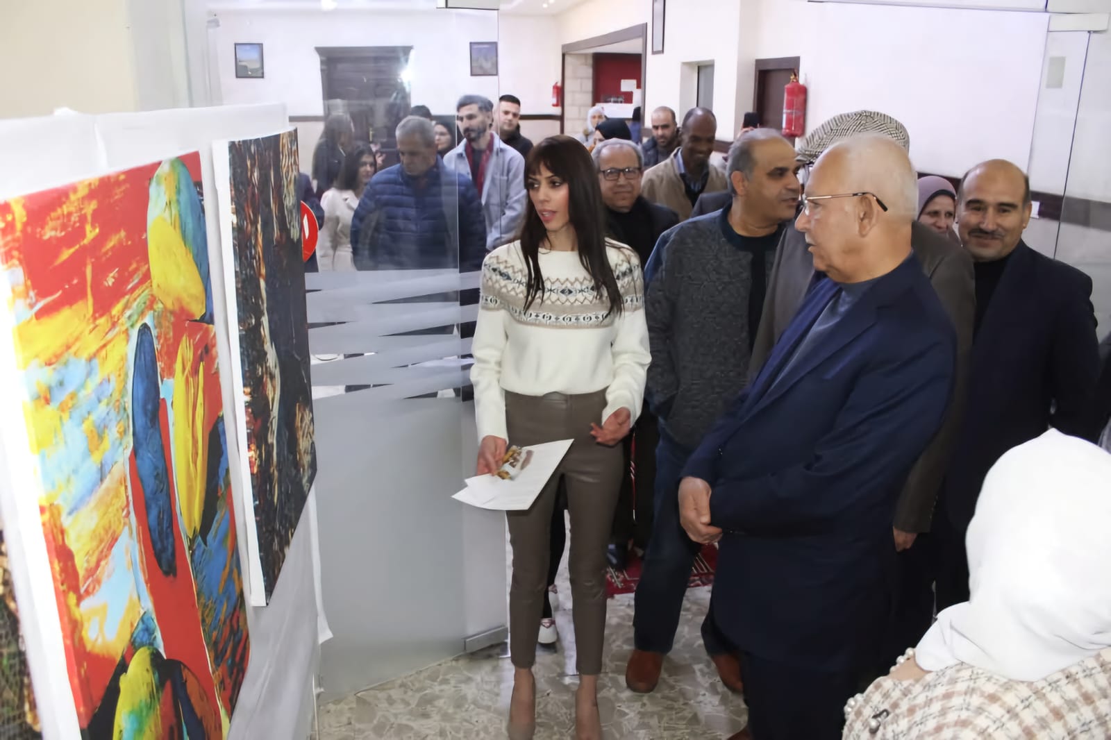 Madar Al-Saa Images 0.244430925743925