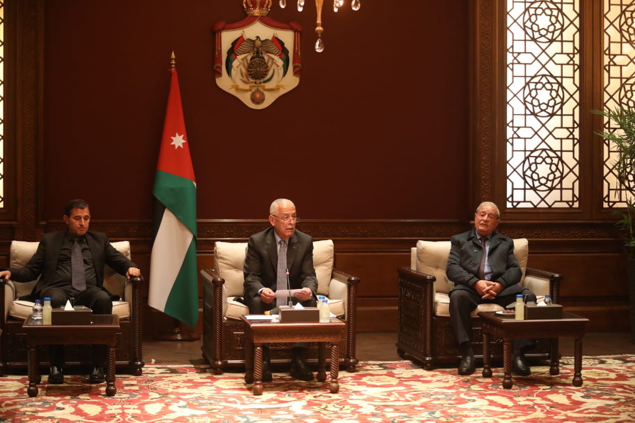 Madar Al-Saa Images 0.7829105301670154