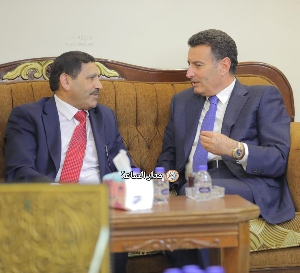 Madar Al-Saa Images 0.4692705738121721