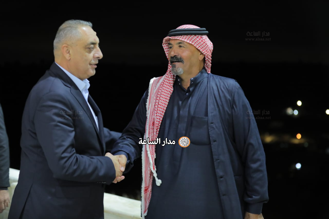 Madar Al-Saa Images 0.175293914053811