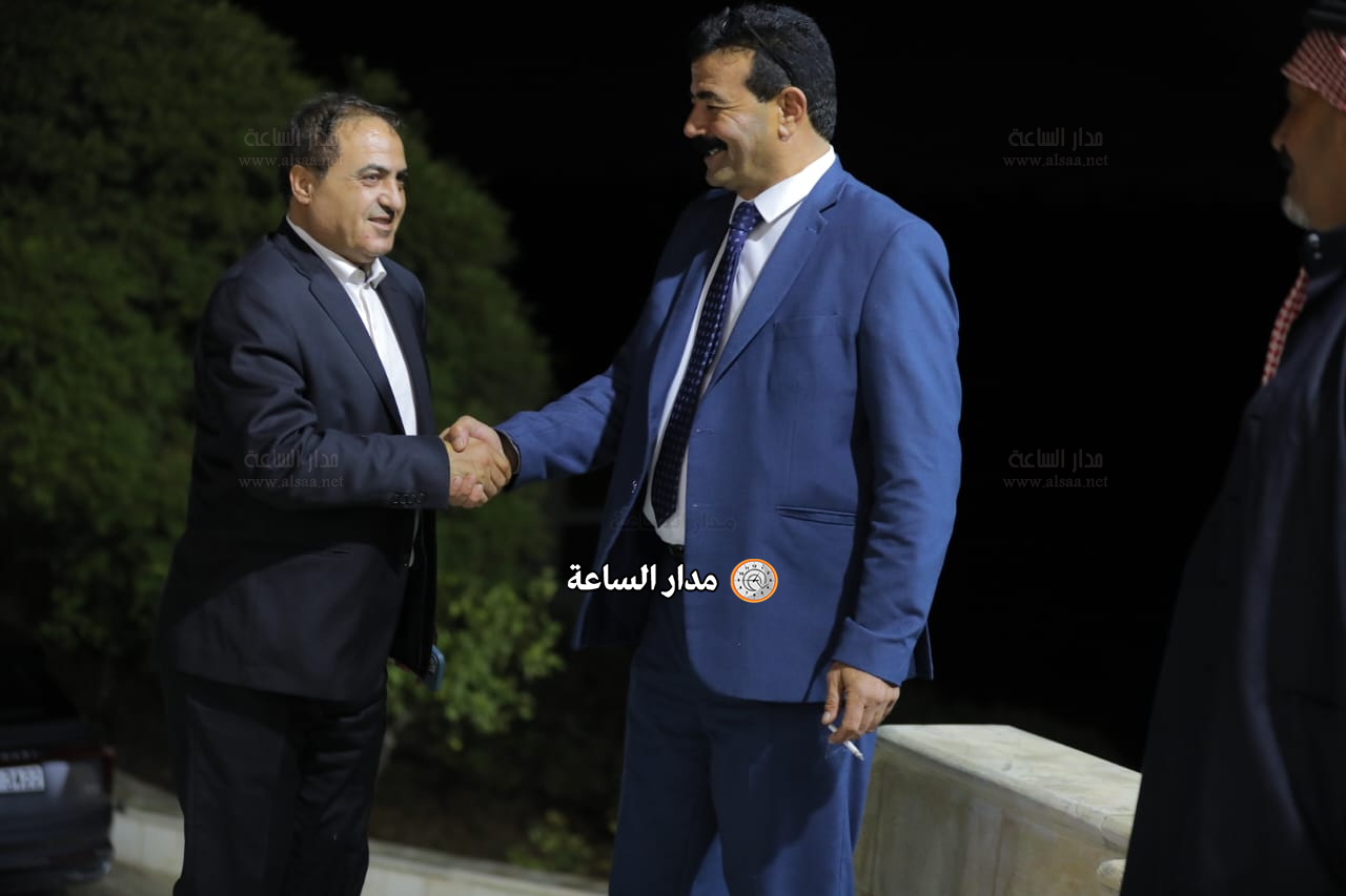 Madar Al-Saa Images 0.44073964961285217