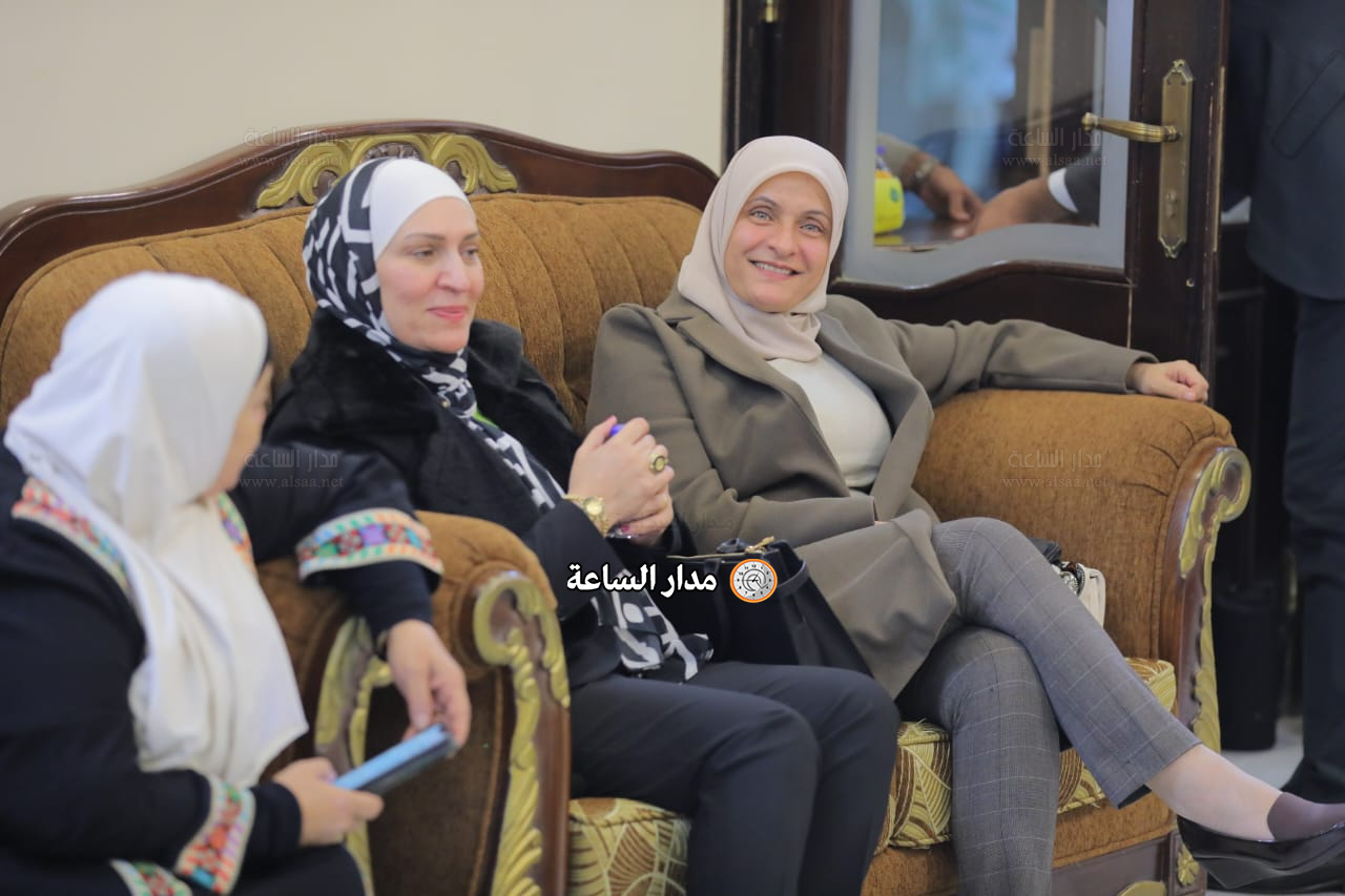 Madar Al-Saa Images 0.7262710474157072