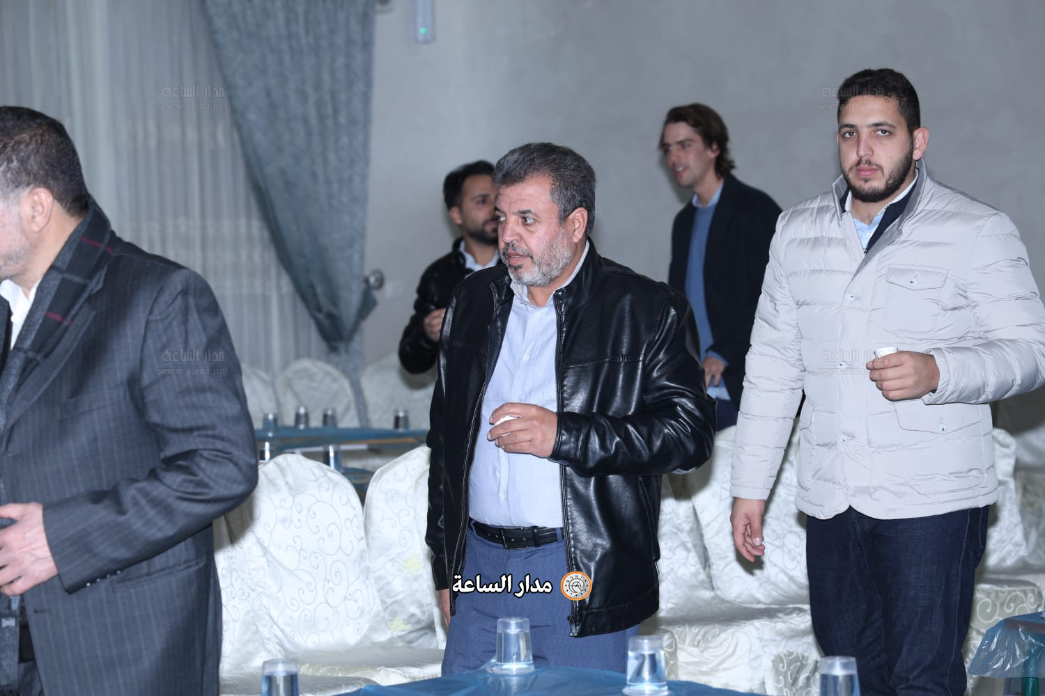 Madar Al-Saa Images 0.7367264832983547