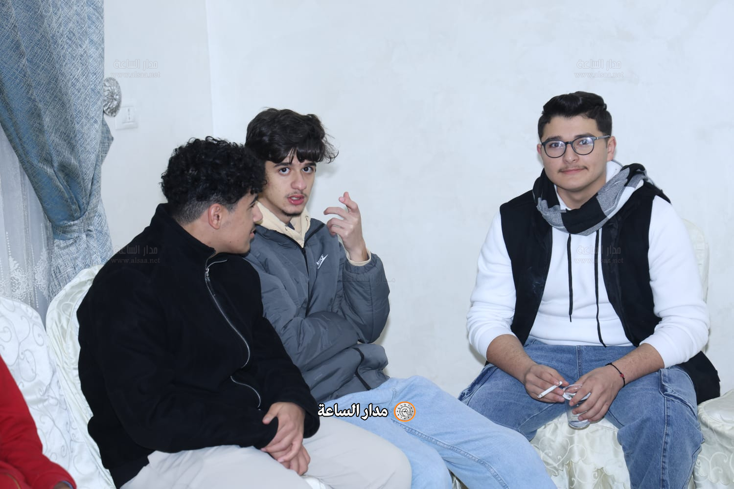 Madar Al-Saa Images 0.9543035660705819