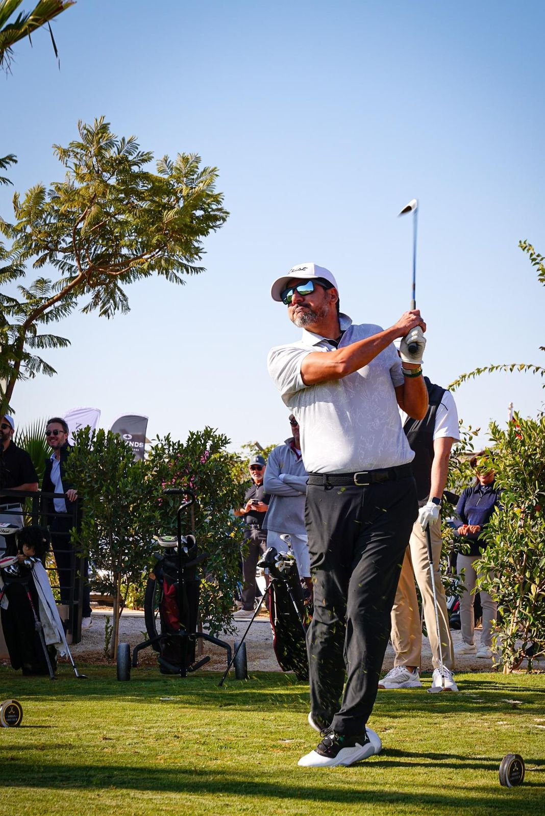 Madar Al-Saa Images 0.33439948005278386