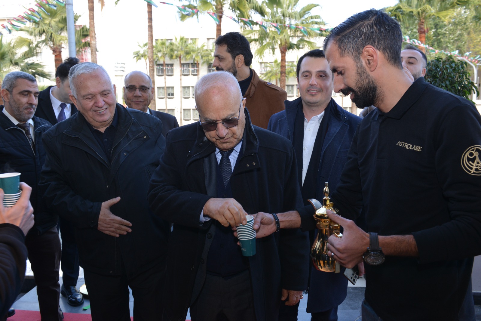 Madar Al-Saa Images 0.832974459342581