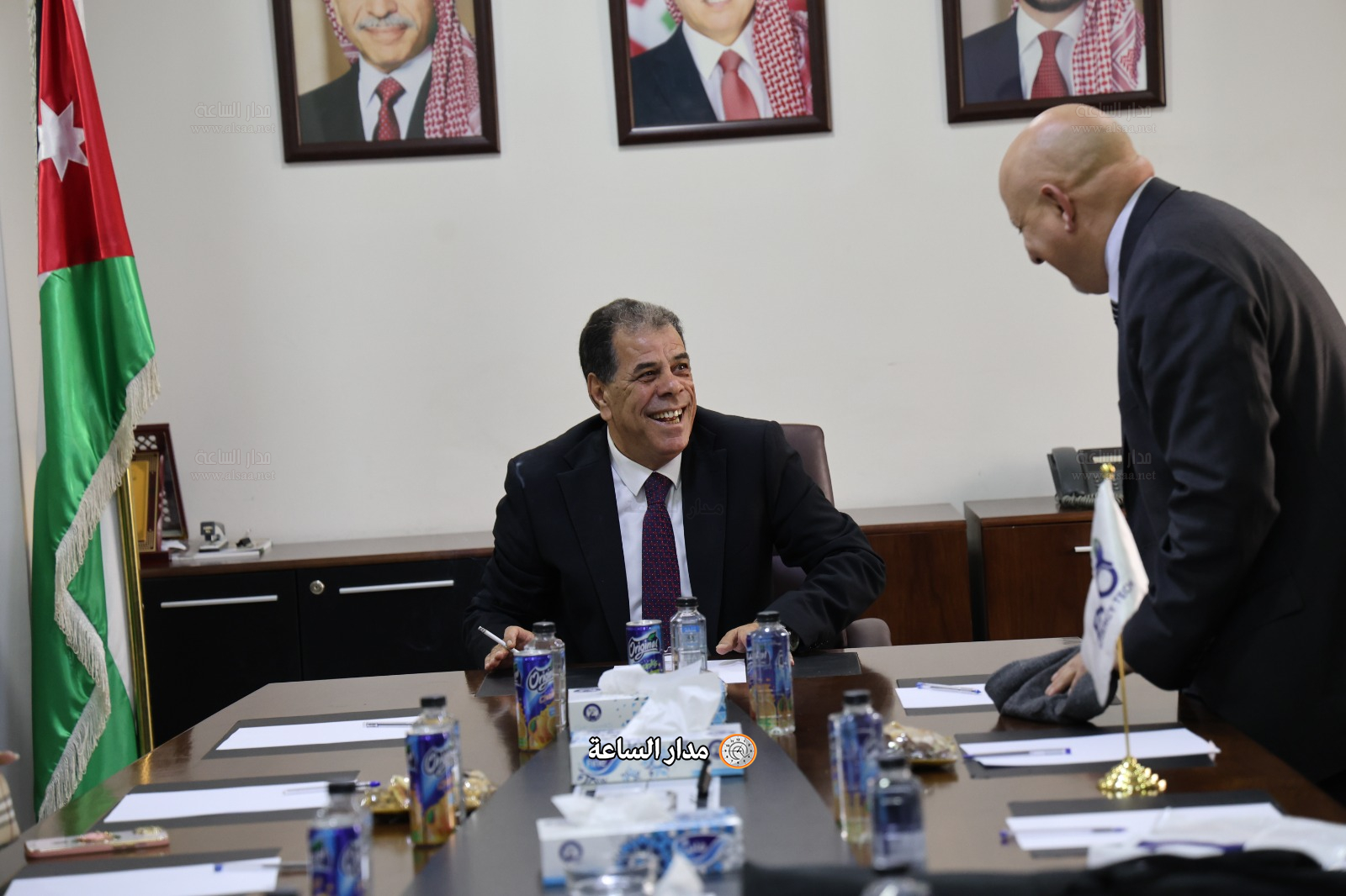 Madar Al-Saa Images 0.7555955209849985