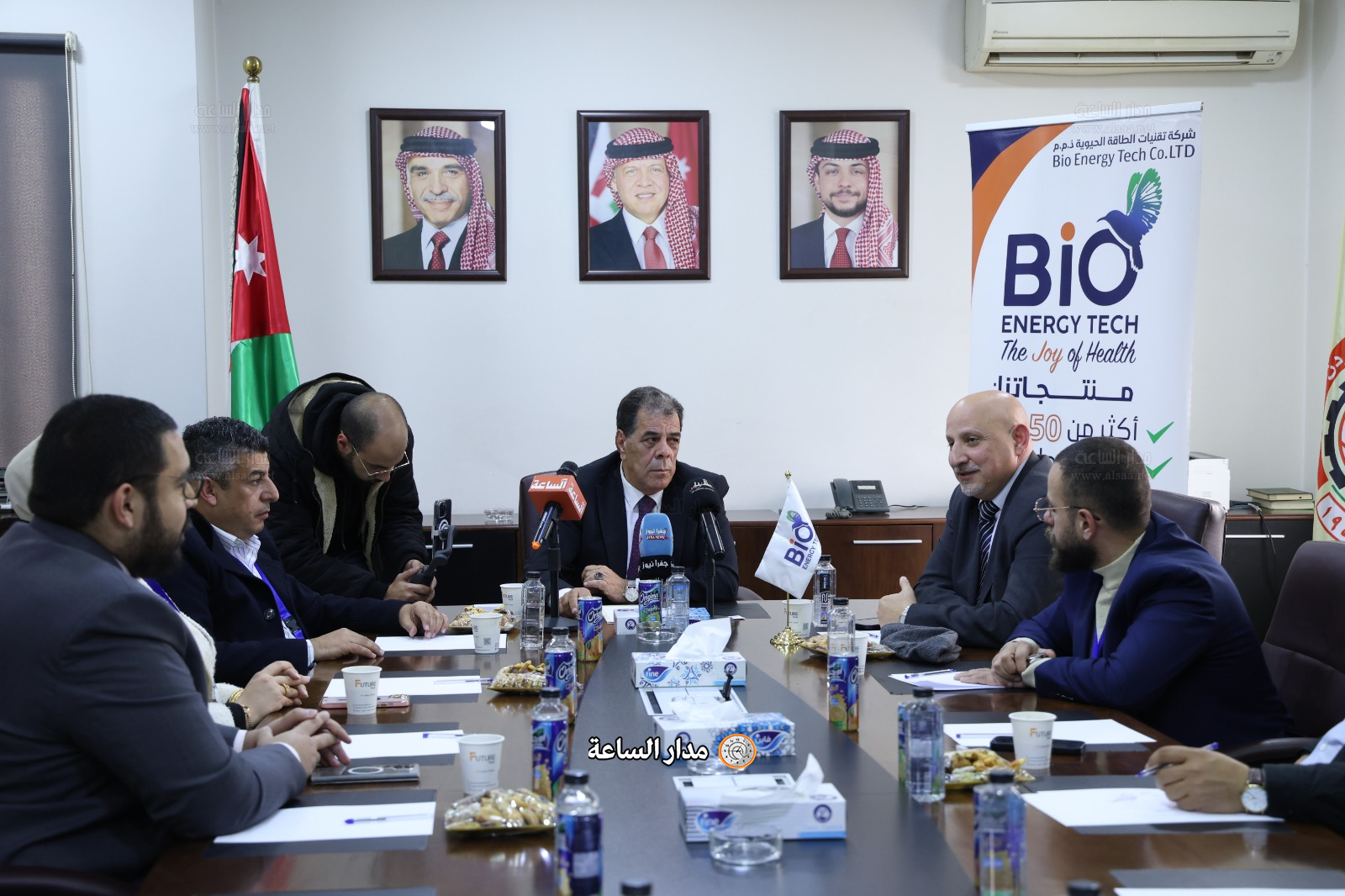 Madar Al-Saa Images 0.0016887428827481177