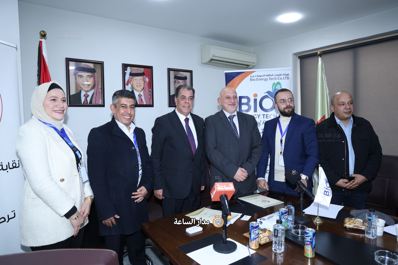 Madar Al-Saa Images 0.1338848751192423