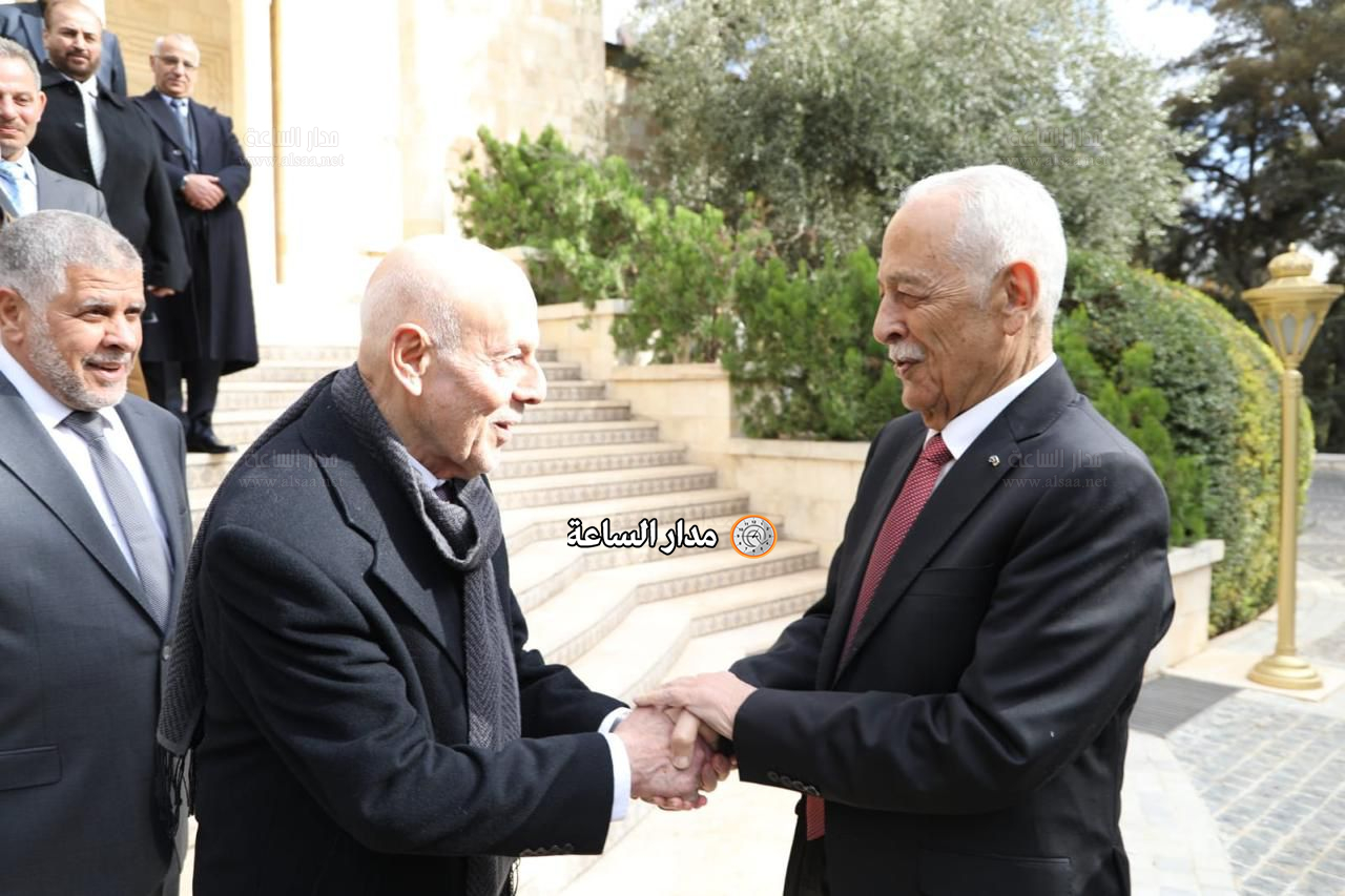 Madar Al-Saa Images 0.04651970991101506