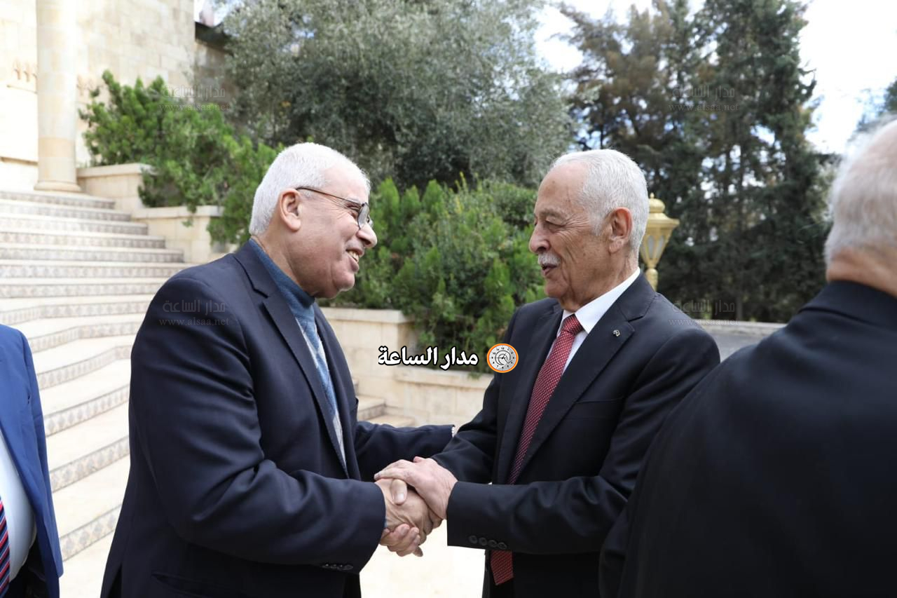 Madar Al-Saa Images 0.9862568291541018