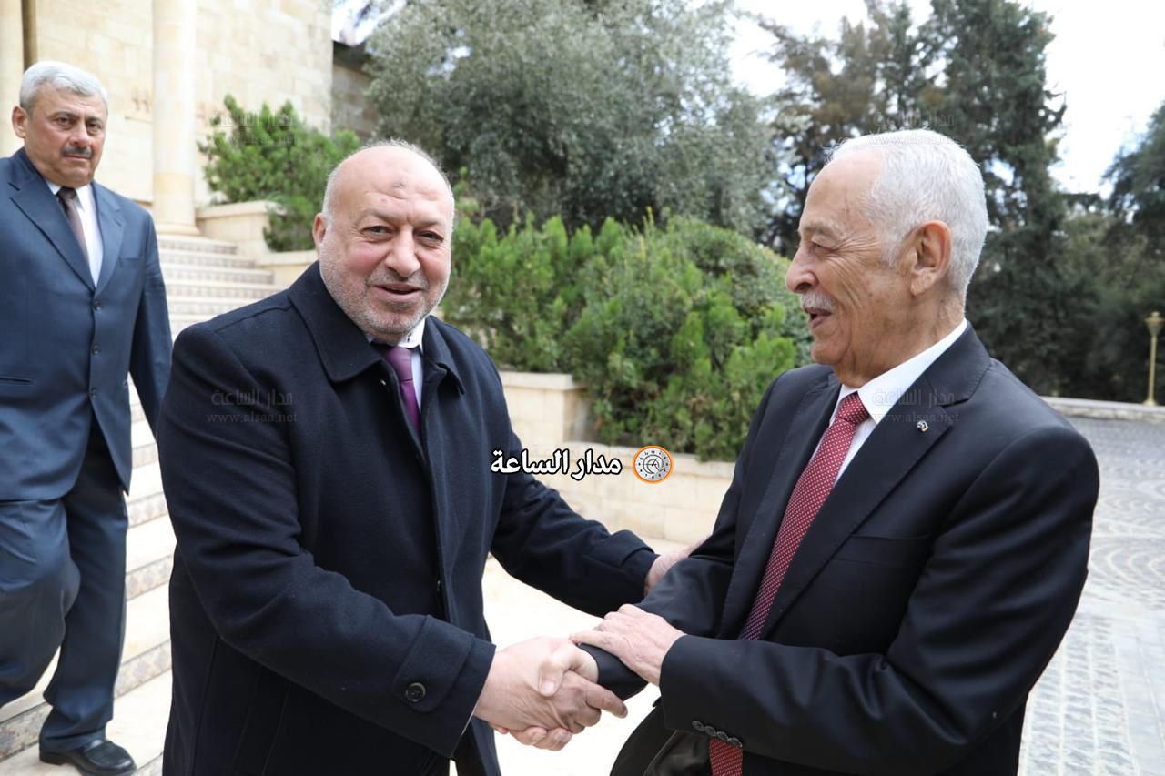 Madar Al-Saa Images 0.46095078473880124