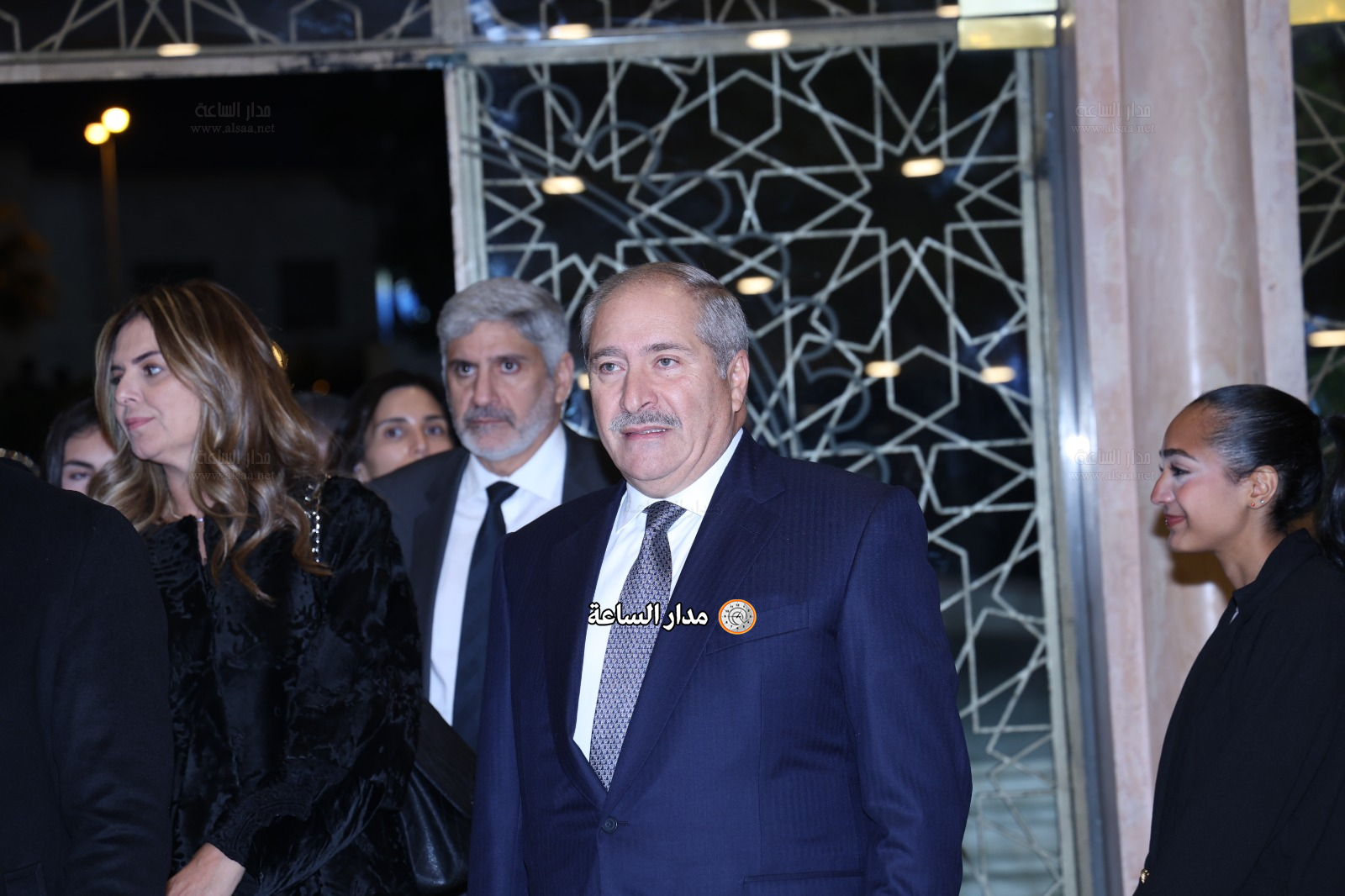 Madar Al-Saa Images 0.6952434396538265