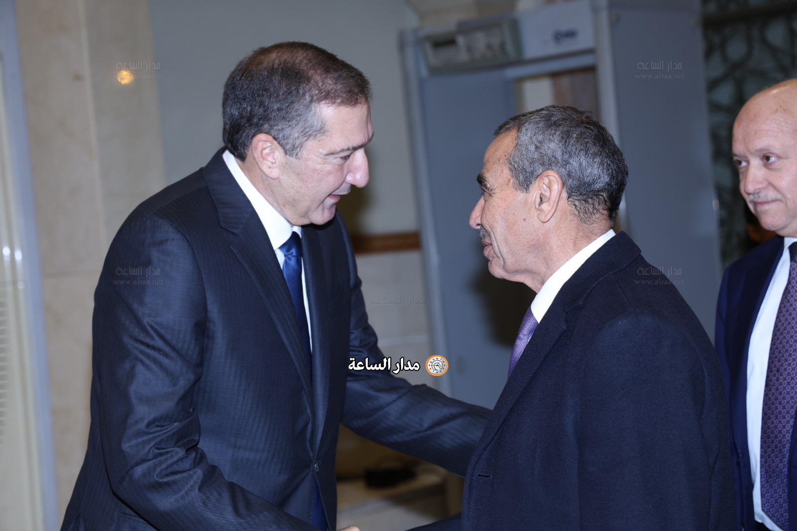 Madar Al-Saa Images 0.4822538443441615