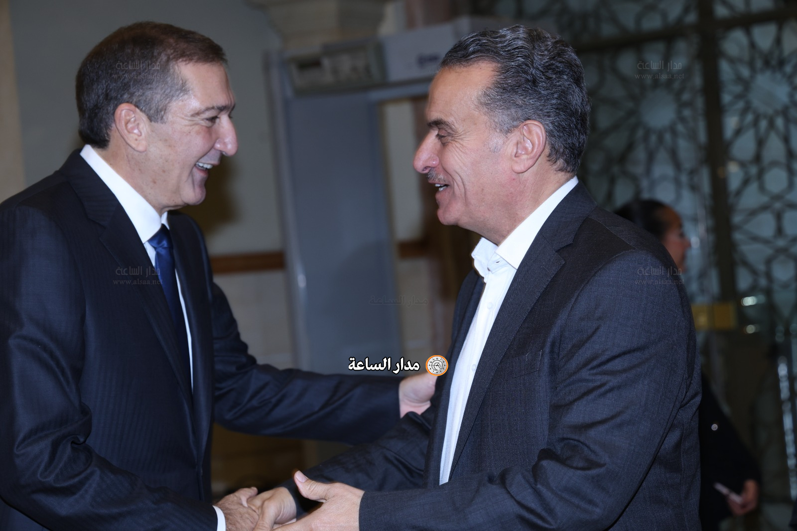 Madar Al-Saa Images 0.011014671572460832