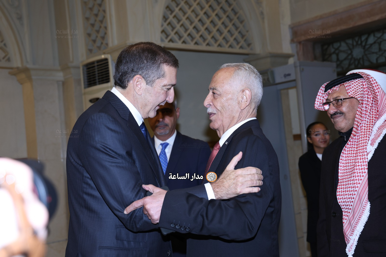 Madar Al-Saa Images 0.7619911100690284