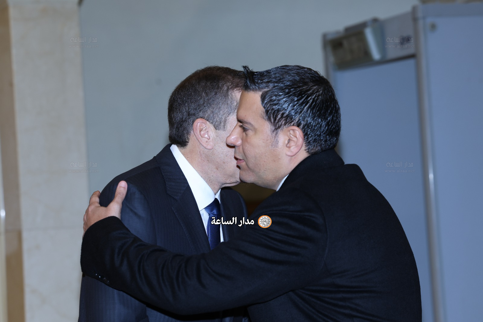 Madar Al-Saa Images 0.9401883643744222