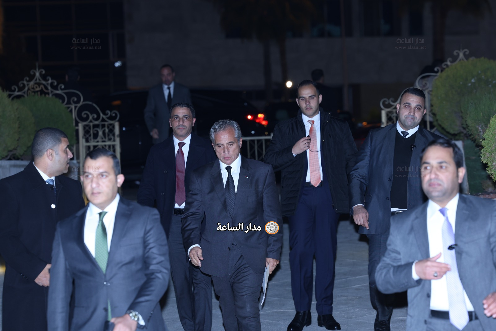 Madar Al-Saa Images 0.09589247622200392