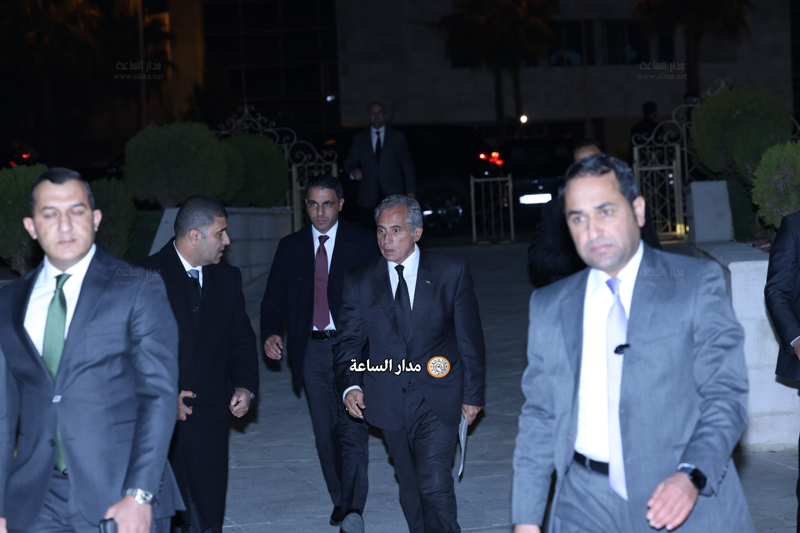 Madar Al-Saa Images 0.4234912669871429