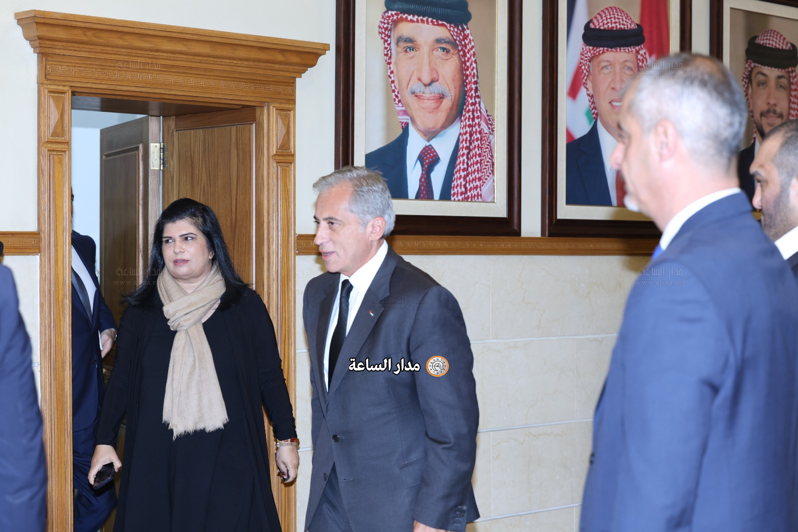 Madar Al-Saa Images 0.8879515855622127