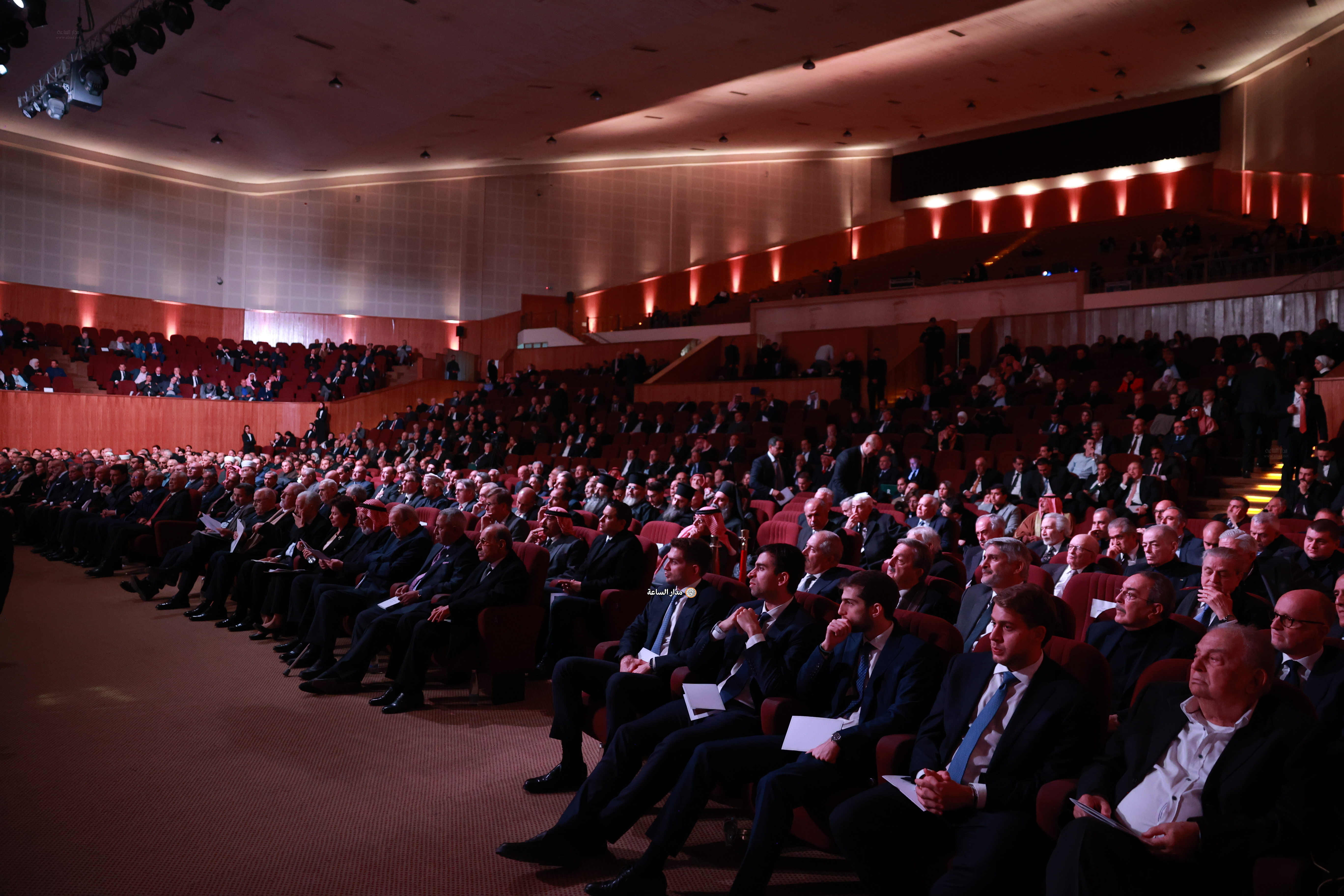 Madar Al-Saa Images 0.92141270523594