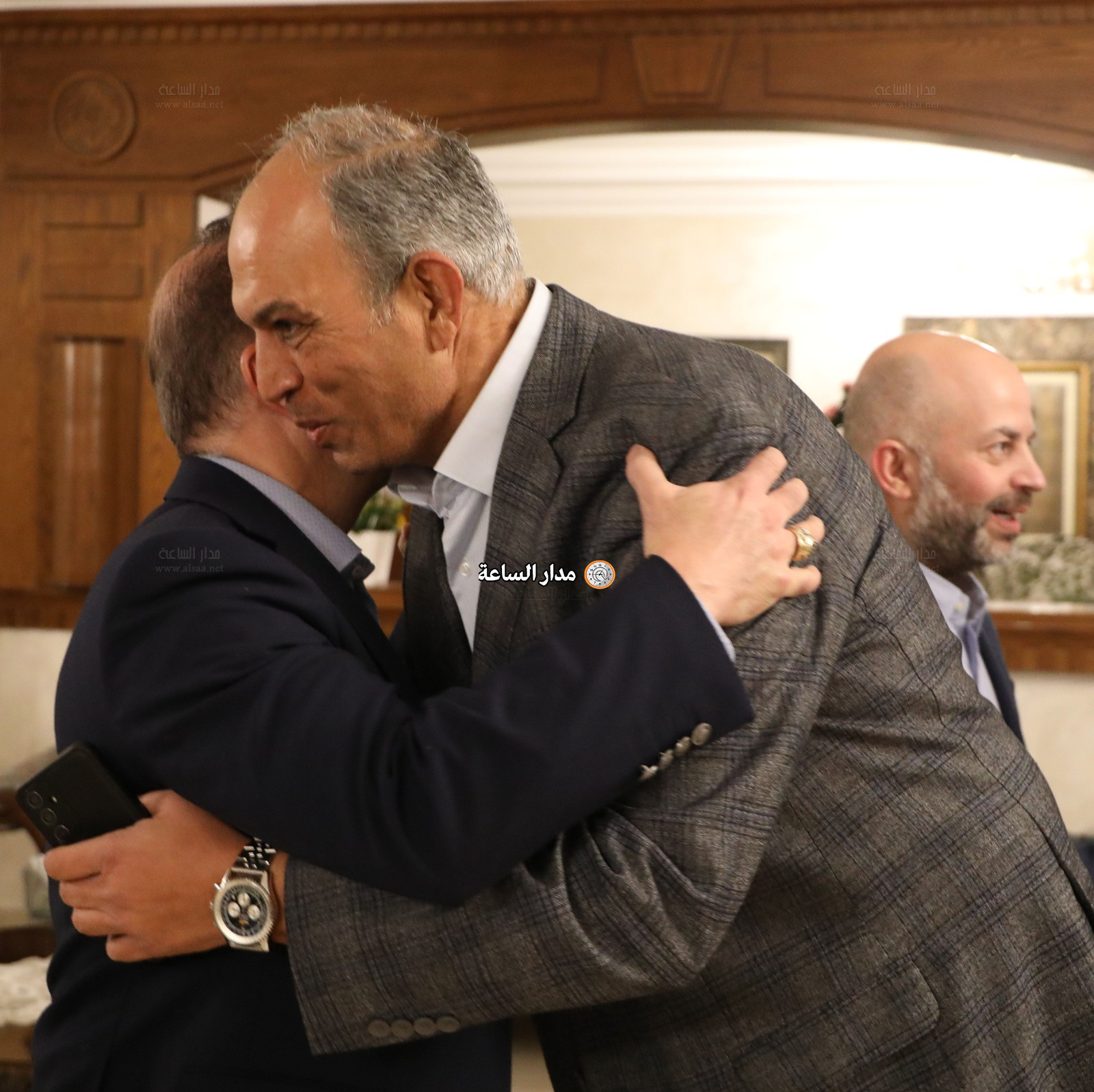 Madar Al-Saa Images 0.5094832275172352