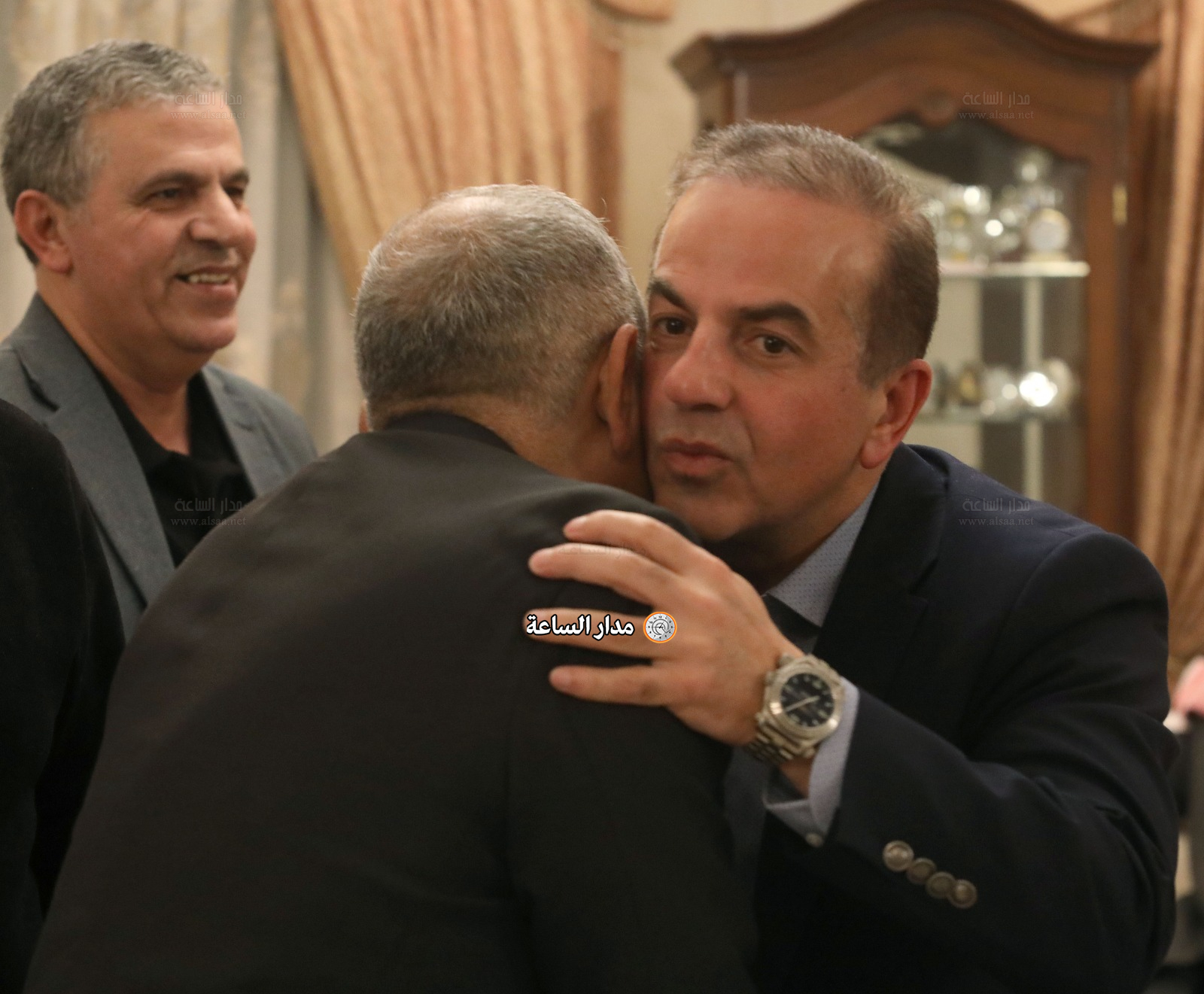 Madar Al-Saa Images 0.08236446845611156