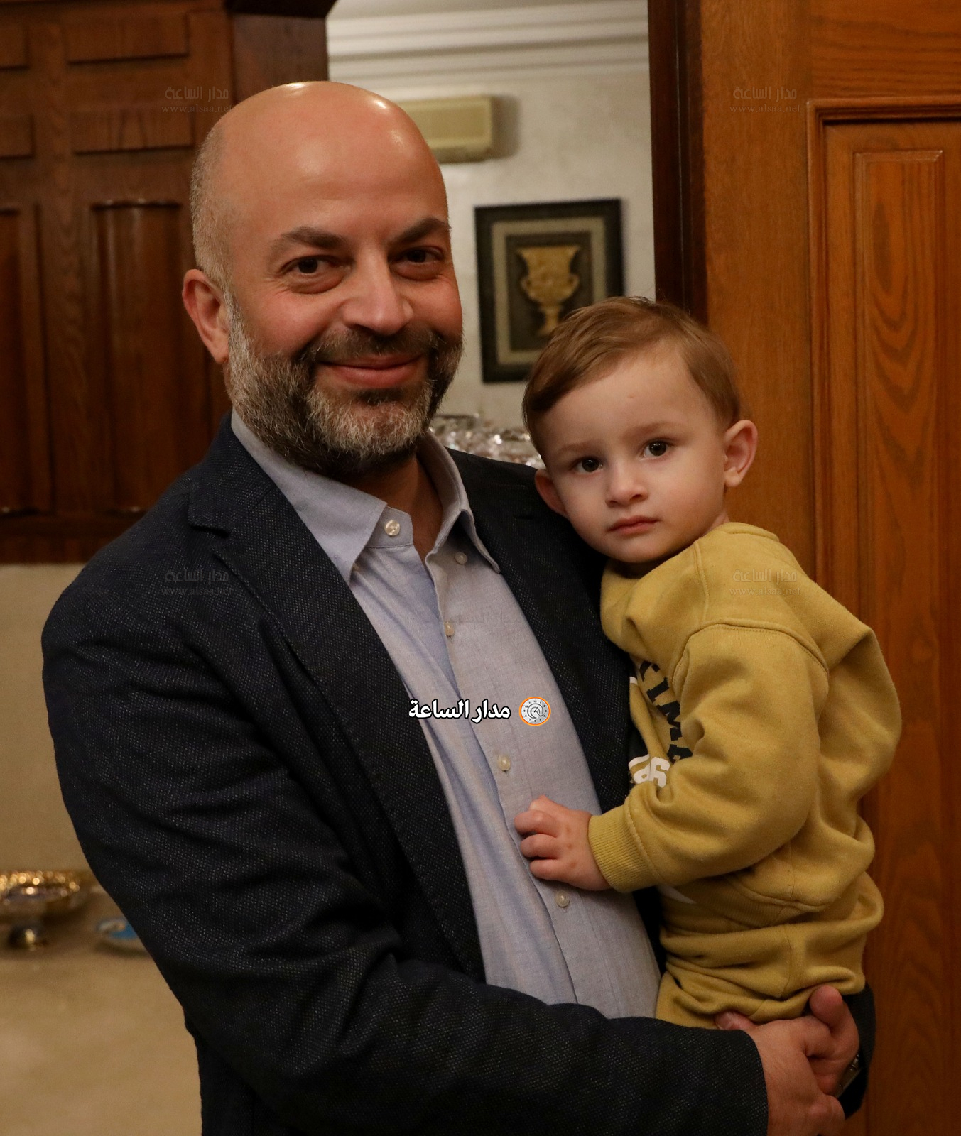 Madar Al-Saa Images 0.425501190204272