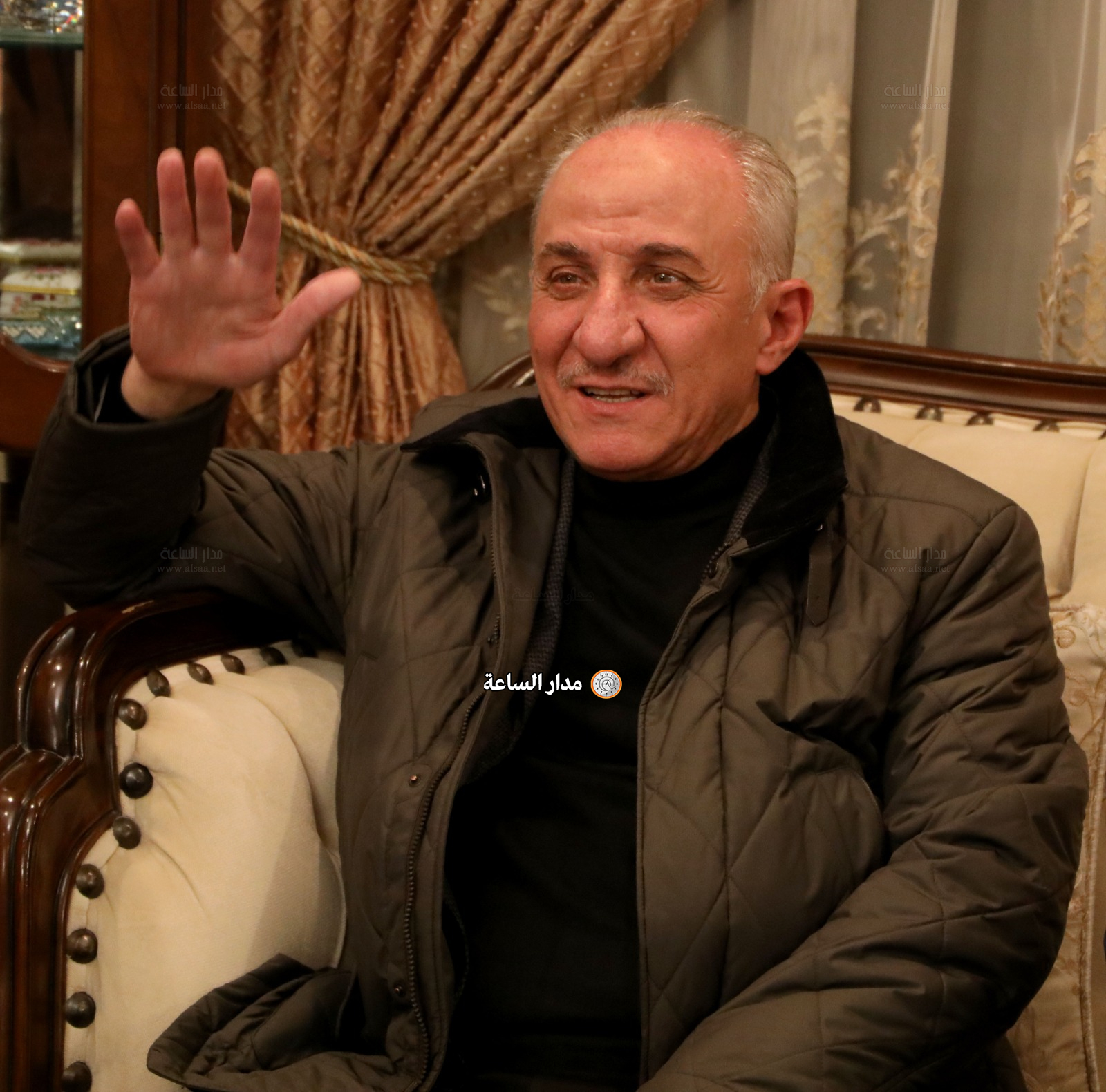 Madar Al-Saa Images 0.42110472943384836