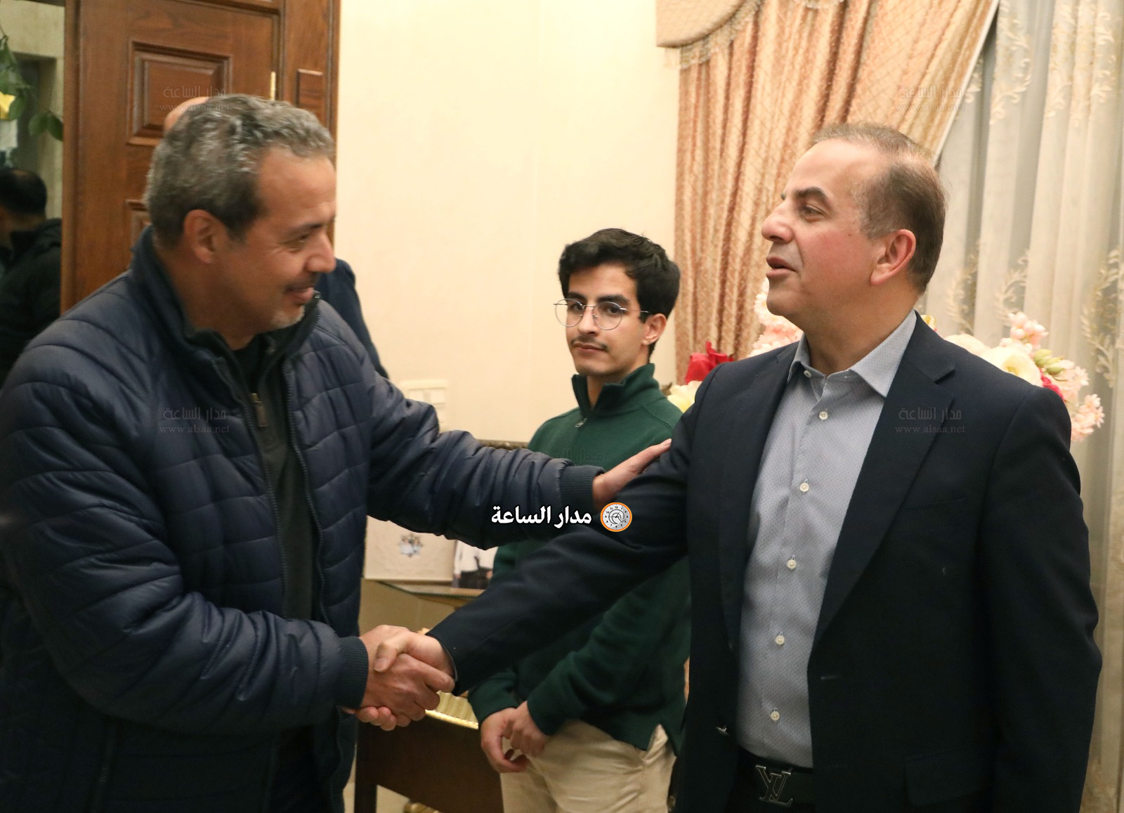 Madar Al-Saa Images 0.3990327634522397