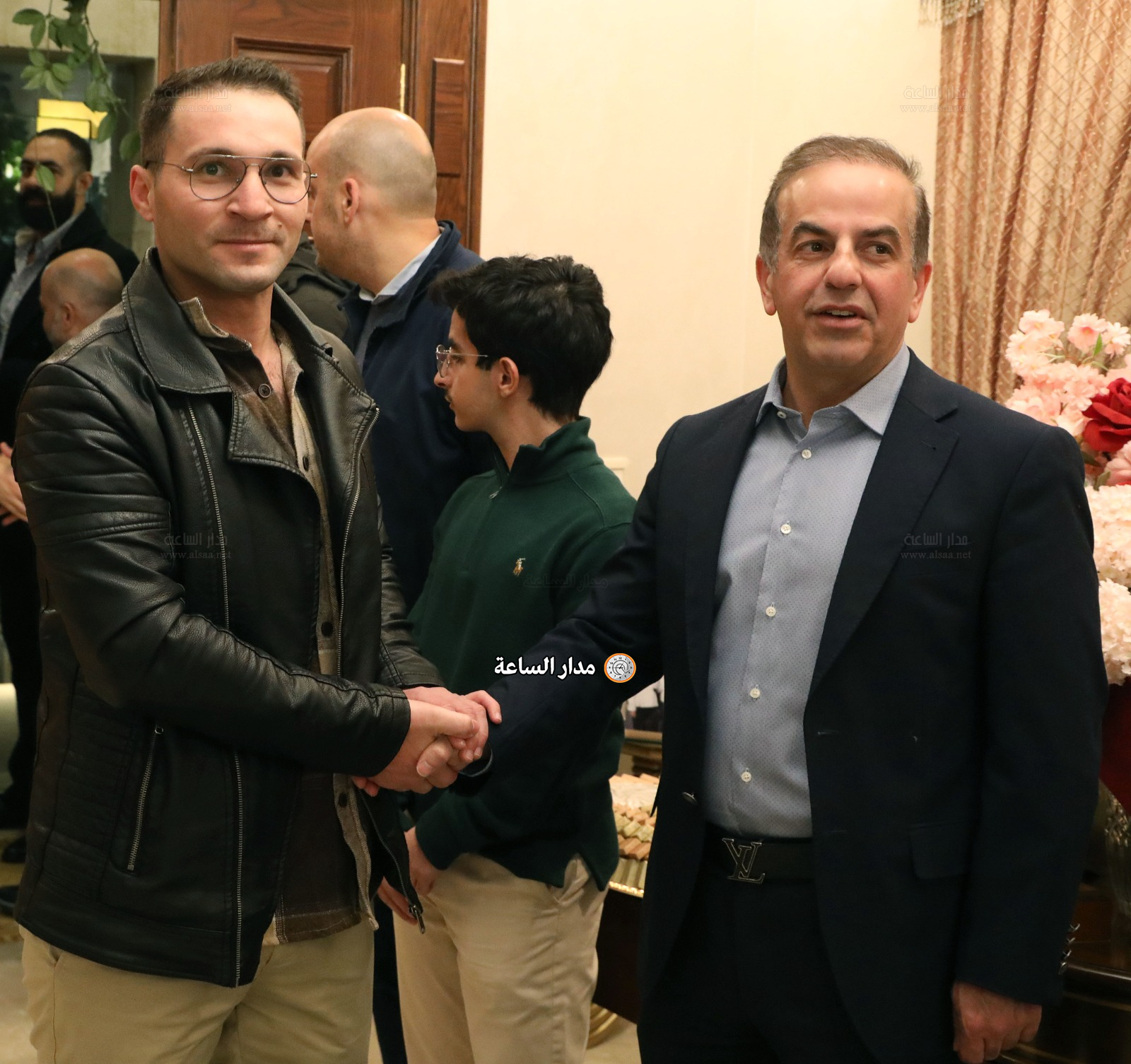 Madar Al-Saa Images 0.19839482831575195