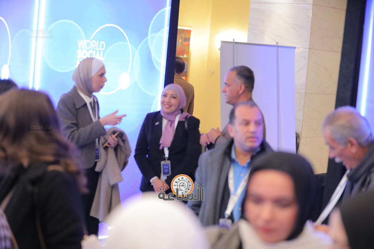 Madar Al-Saa Images 0.9401019030960114