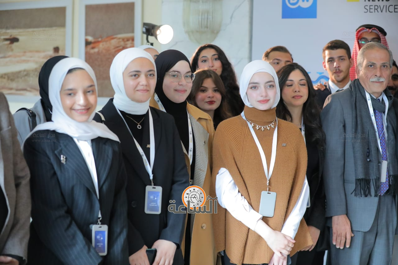 Madar Al-Saa Images 0.21908289252413082