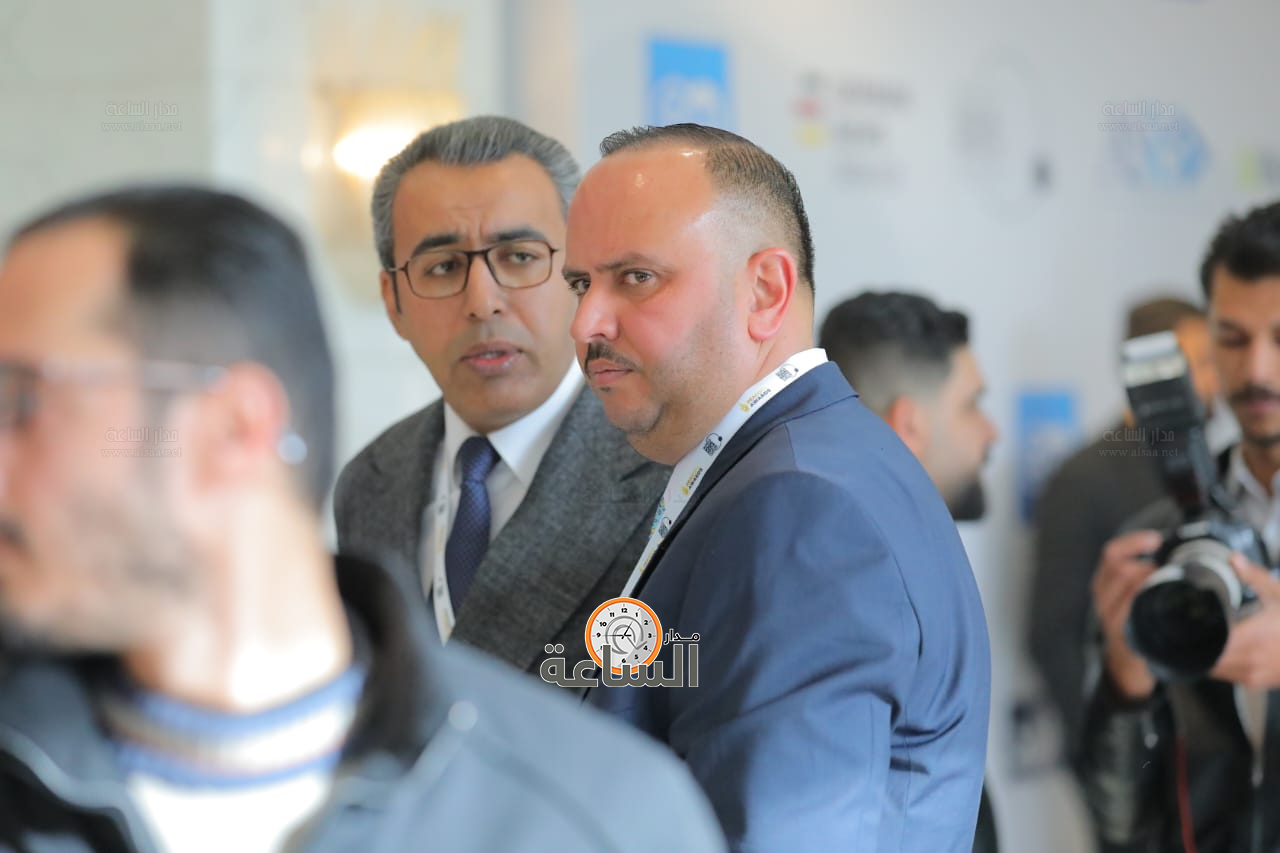 Madar Al-Saa Images 0.27213331387363193