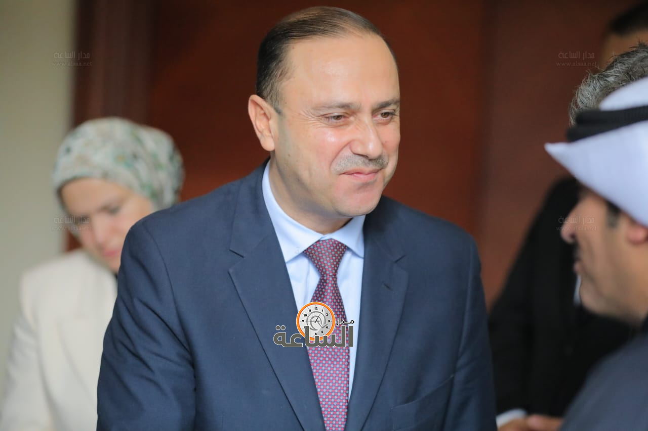 Madar Al-Saa Images 0.3558234769858748