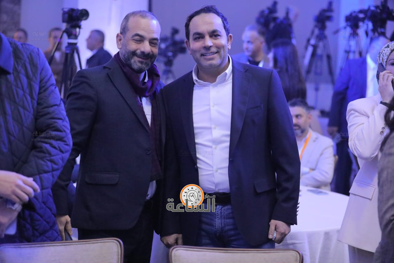 Madar Al-Saa Images 0.08780550751414262