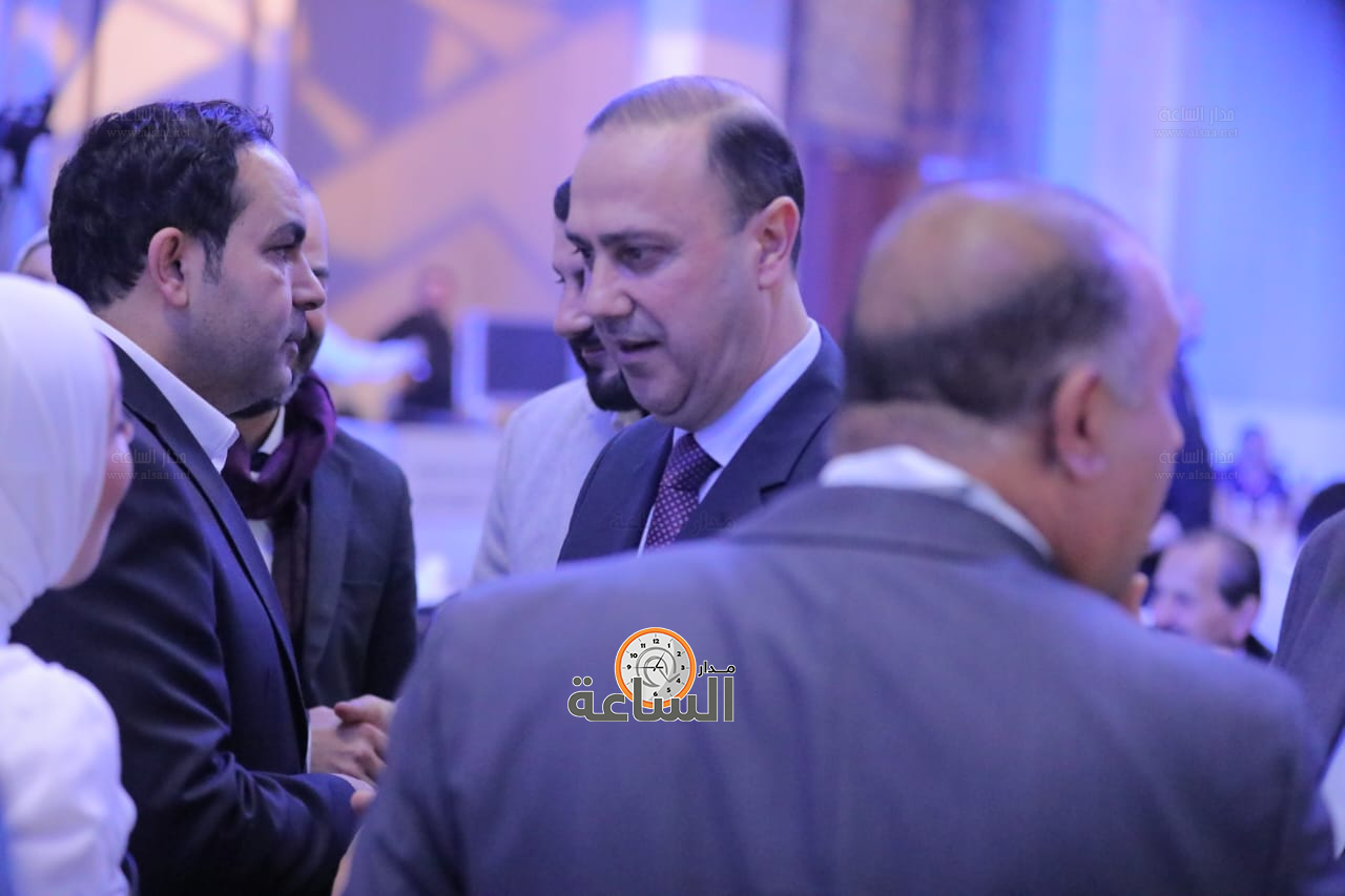 Madar Al-Saa Images 0.3455409168441905