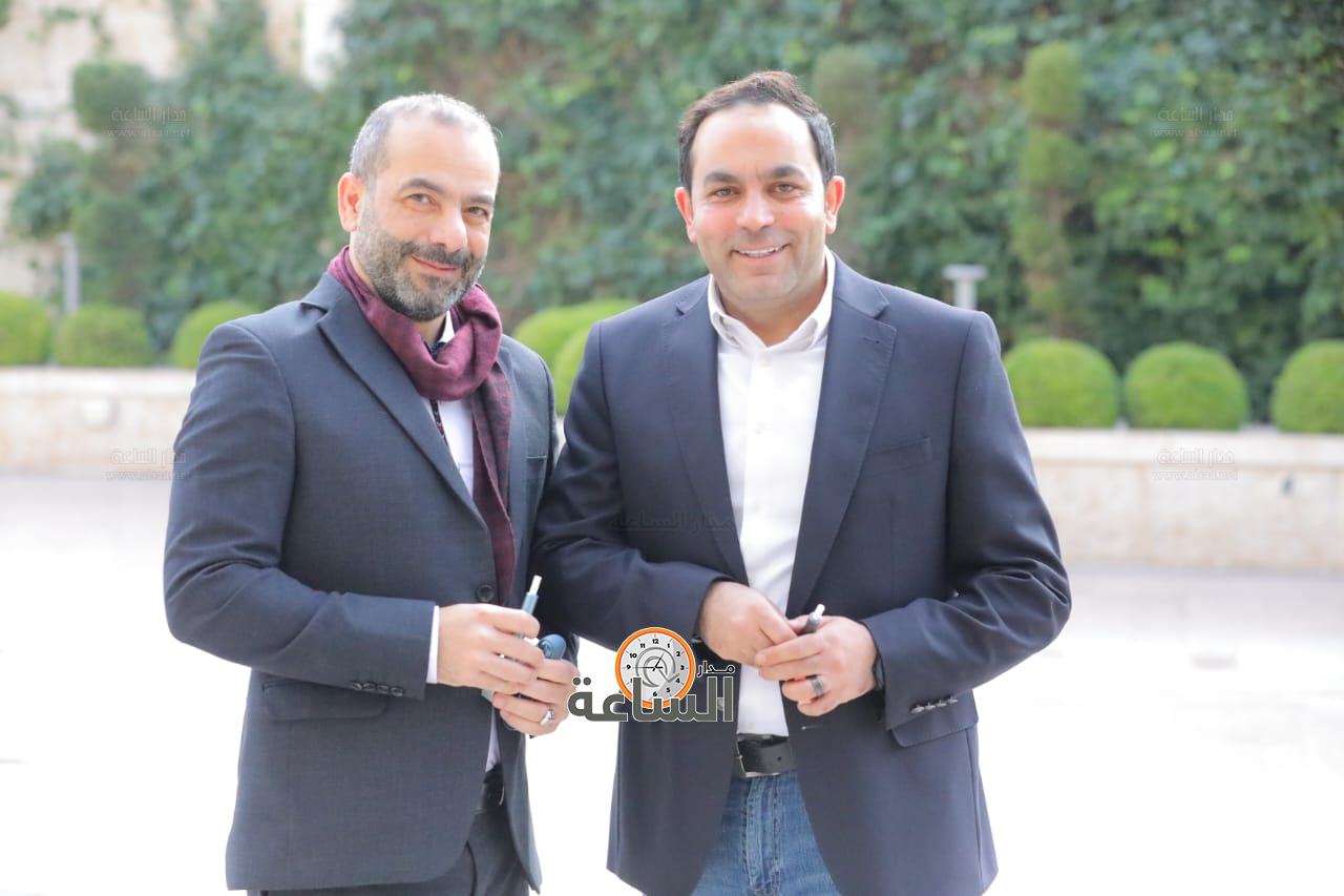 Madar Al-Saa Images 0.8396291343400366