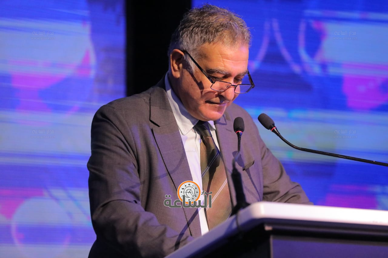 Madar Al-Saa Images 0.18075506523294704