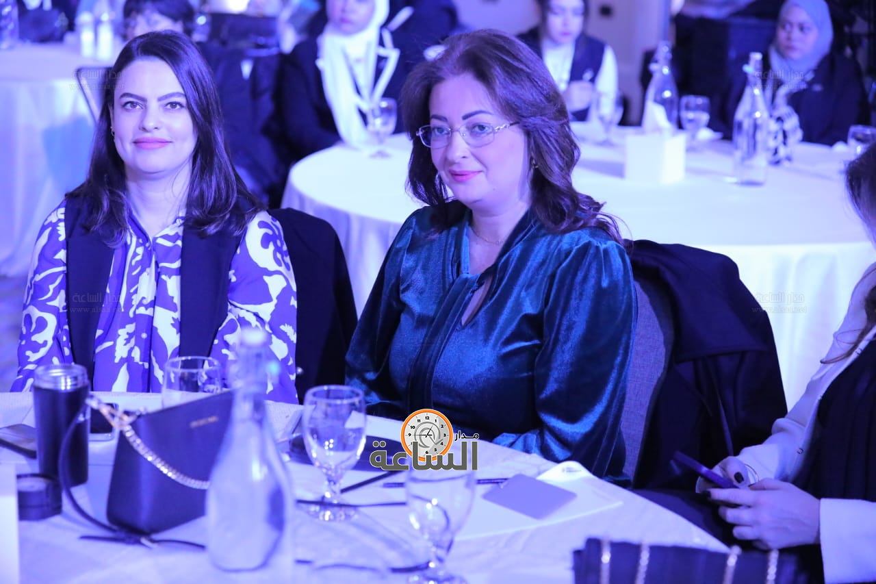 Madar Al-Saa Images 0.06667948512373711