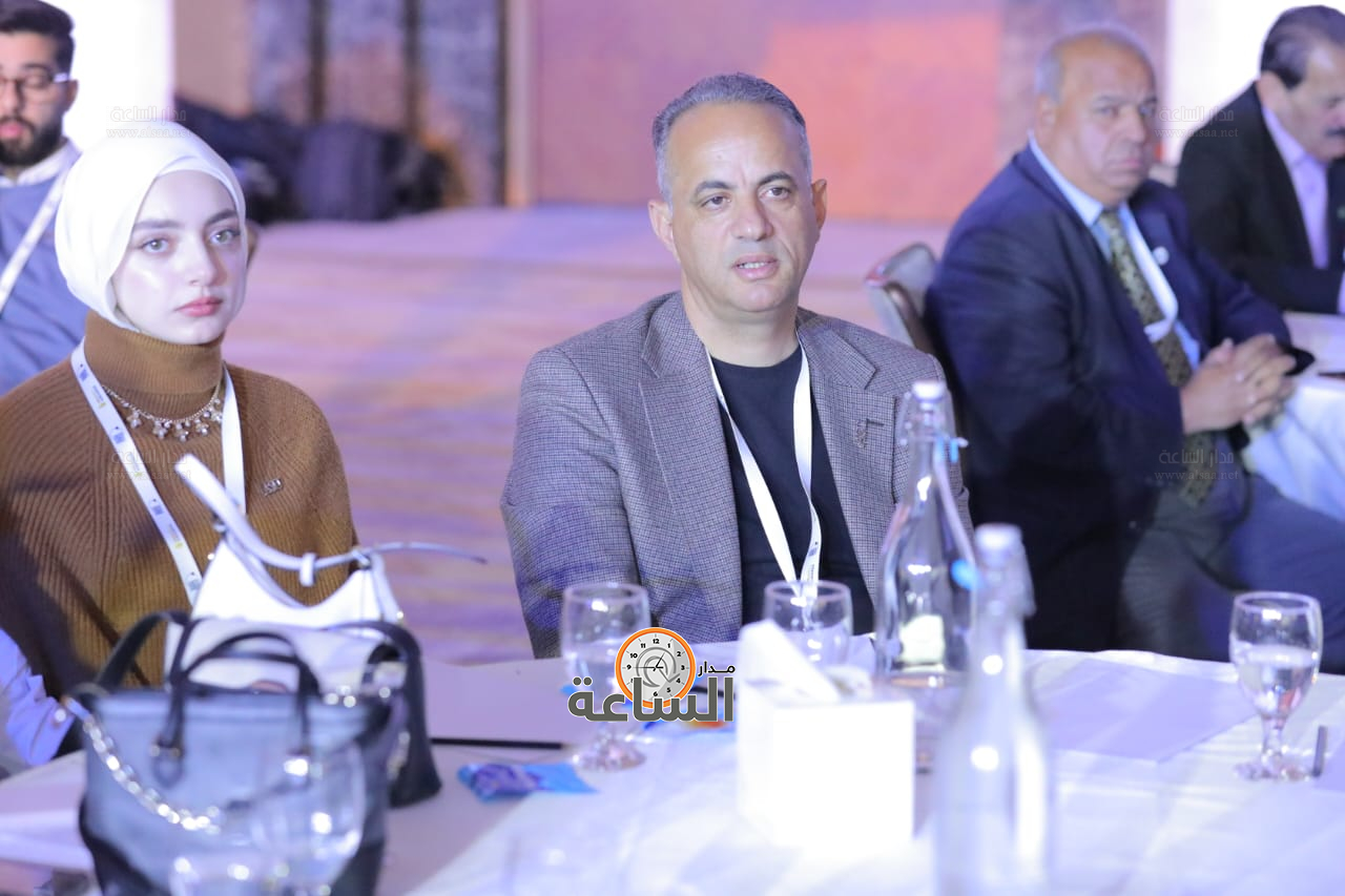 Madar Al-Saa Images 0.2939580547441447