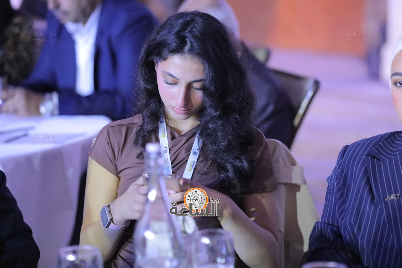 Madar Al-Saa Images 0.5538019598343831