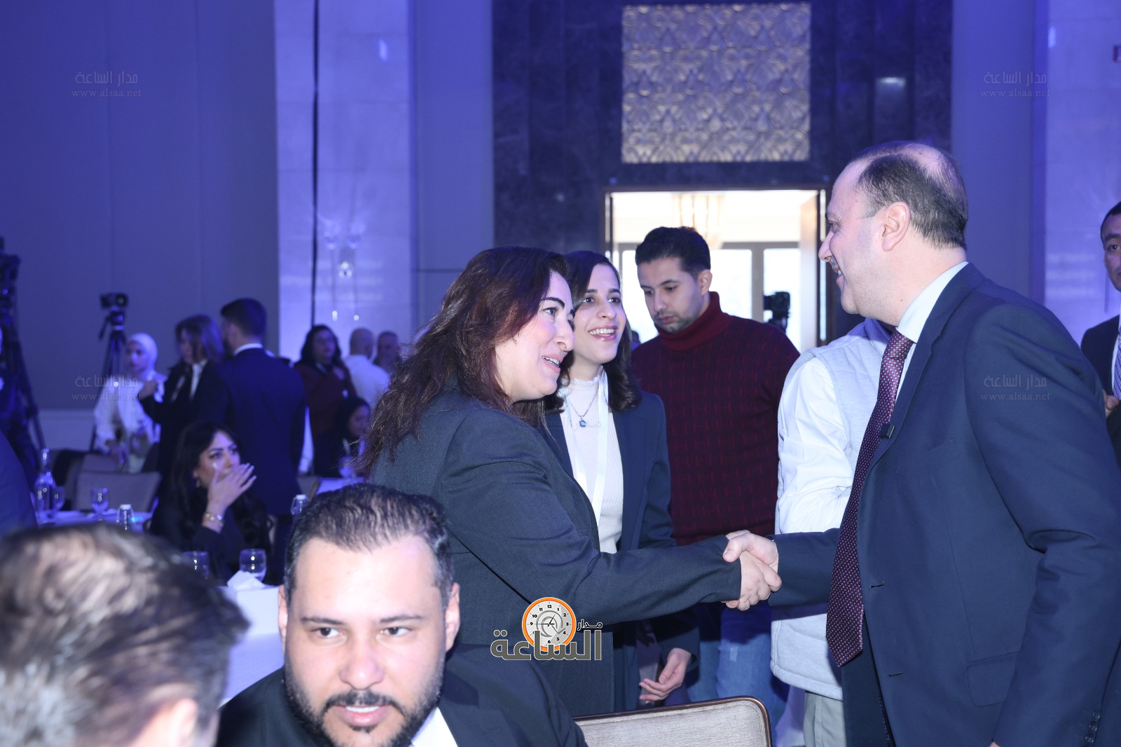 Madar Al-Saa Images 0.7823547623523459