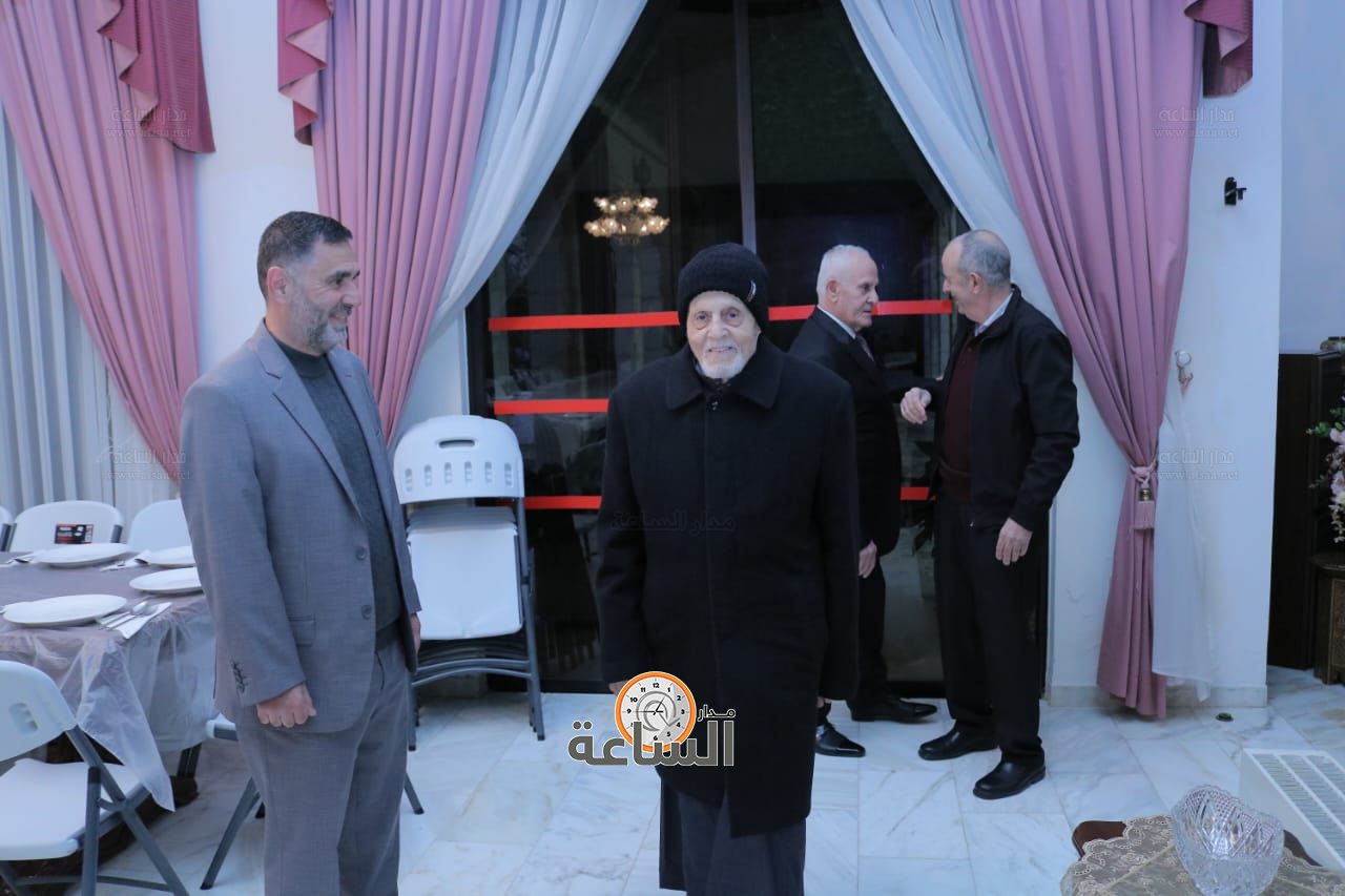 Madar Al-Saa Images 0.49158785914112446