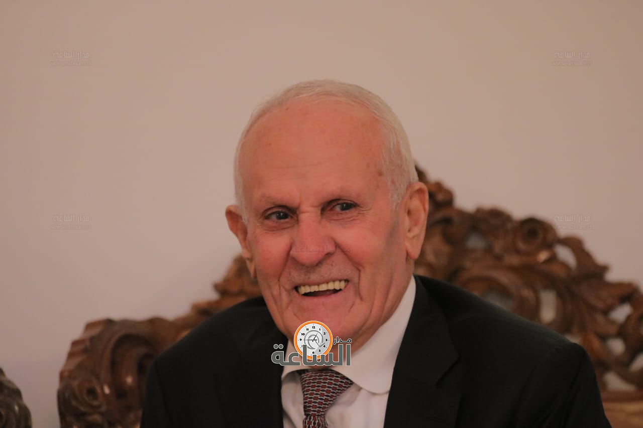 Madar Al-Saa Images 0.007639728340584462