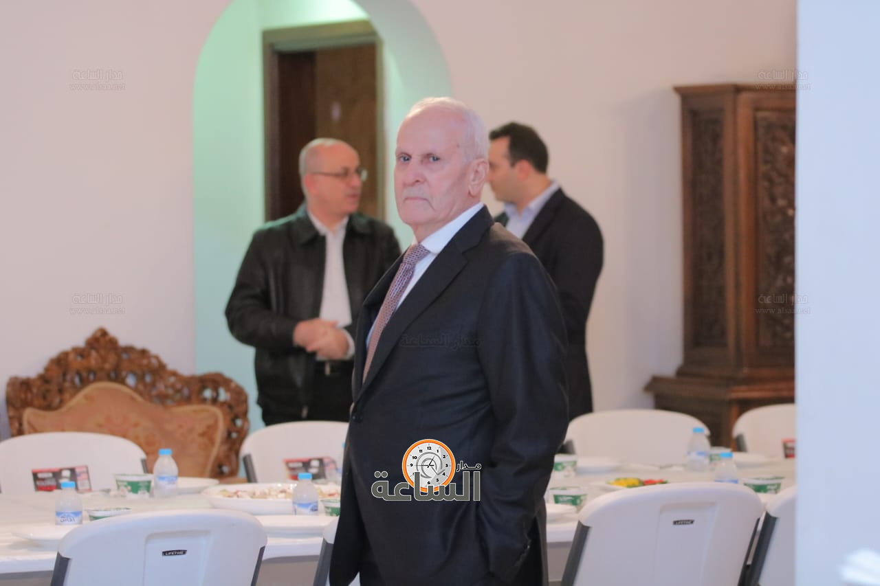 Madar Al-Saa Images 0.6259549035727274