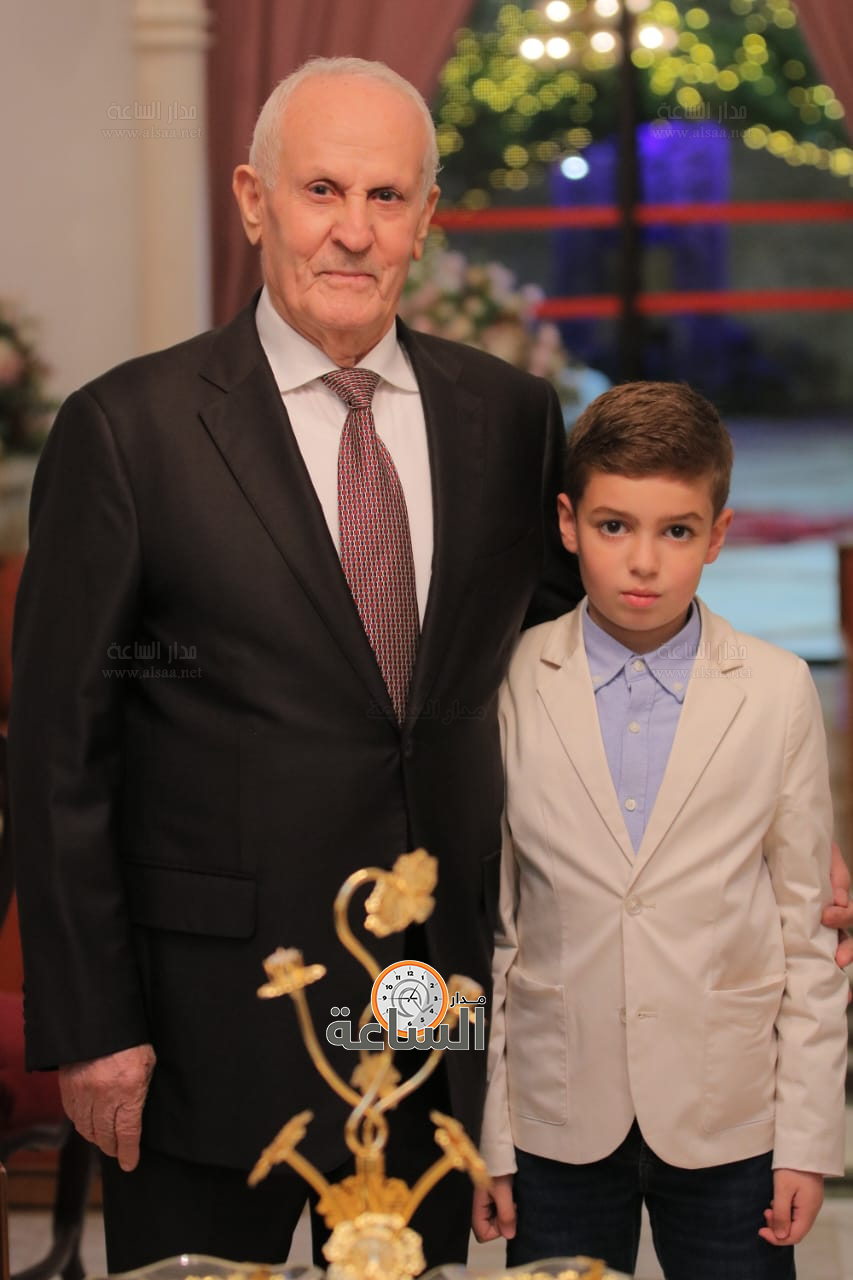 Madar Al-Saa Images 0.3922863017815392