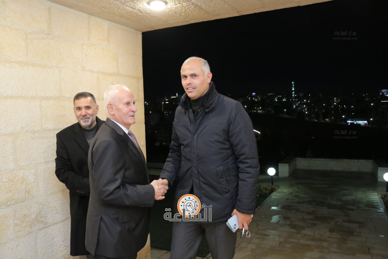 Madar Al-Saa Images 0.2606640480403819