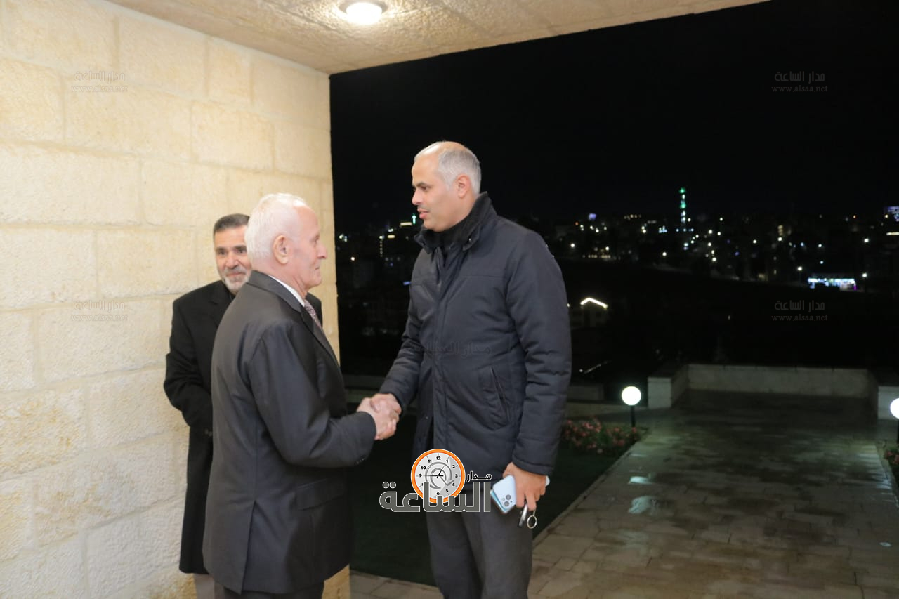 Madar Al-Saa Images 0.49521242830439327