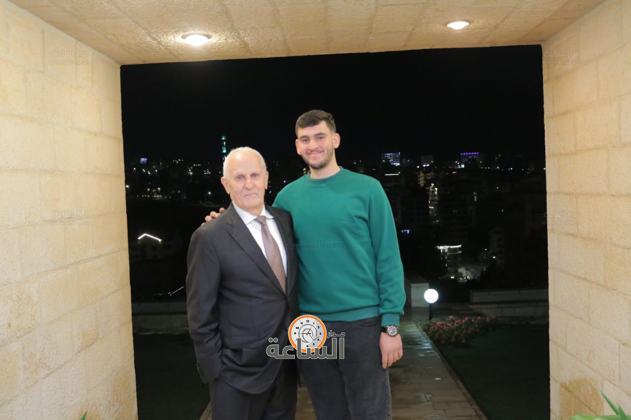 Madar Al-Saa Images 0.9204826369105621